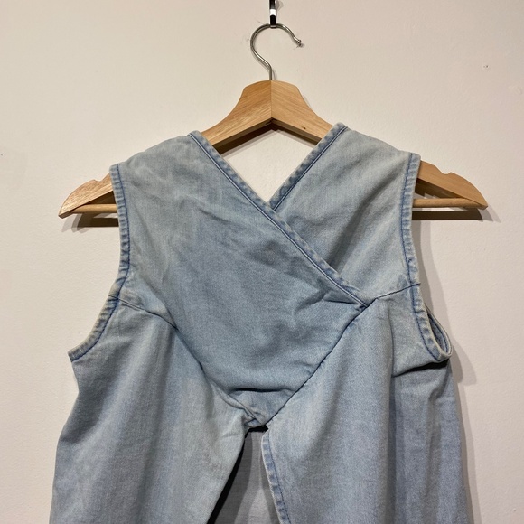 MARIOS Made in Italy Light Wash Denim Open Back Top - Picture 2 of 4